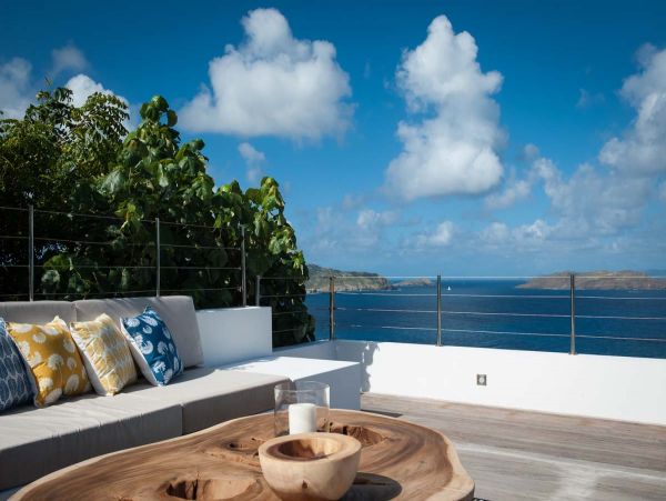 St. Barts Home 985589