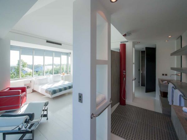 St. Barts Home 985589