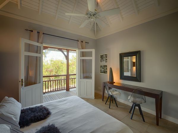 St. Barts Home 985590