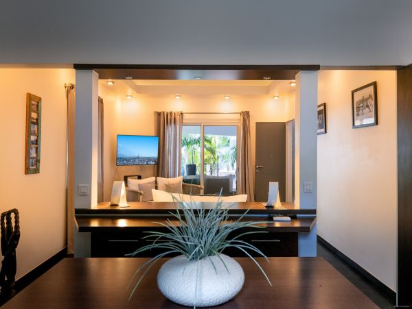 St. Barts Home 985592