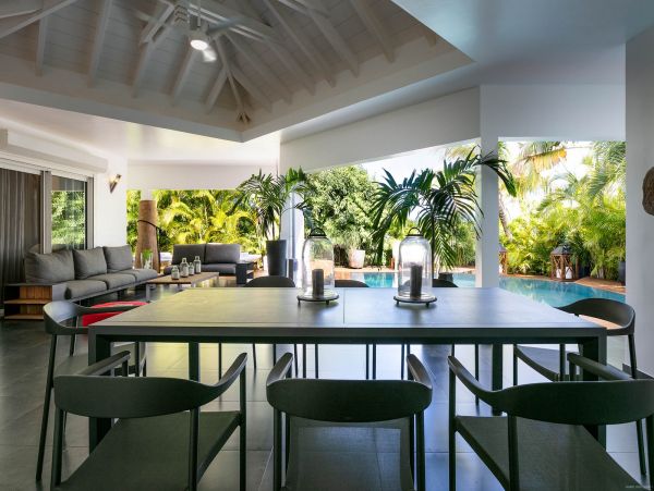 St. Barts Home 985592