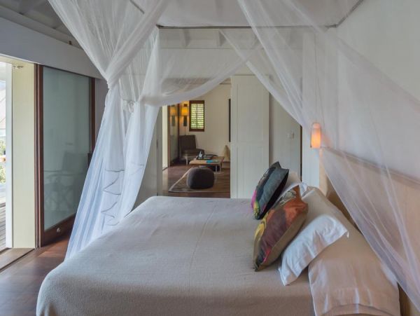 St. Barts Home 985593