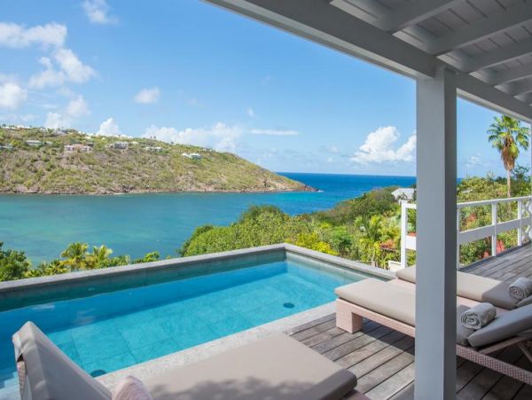 St. Barts Home 985593