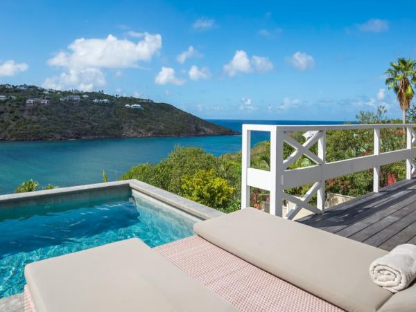 St. Barts Home 985593
