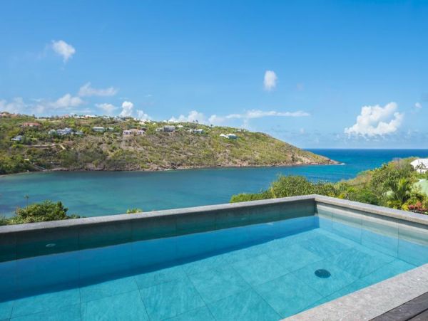 St. Barts Home 985593