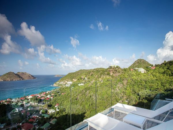 St. Barts Home 985595