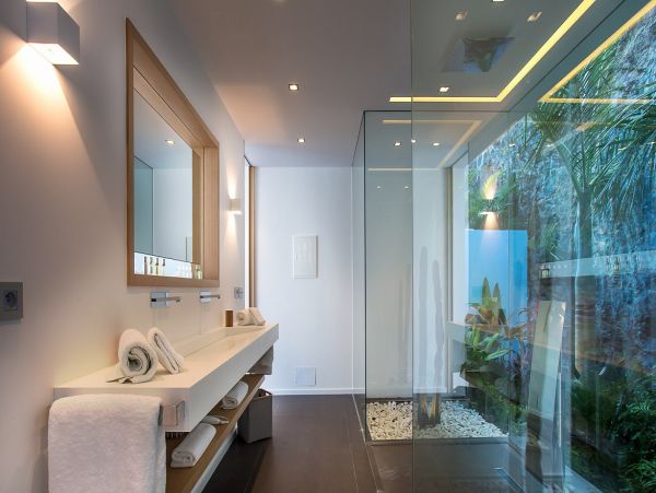 St. Barts Home 985595