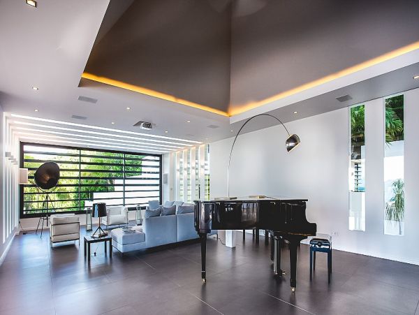 St. Barts Home 985595