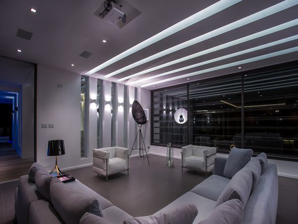 St. Barts Home 985595