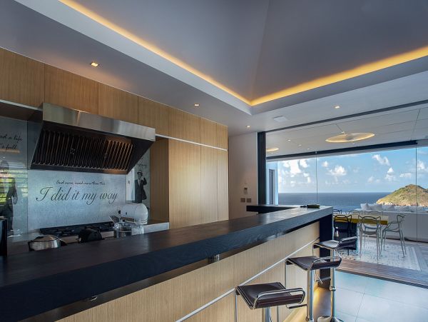 St. Barts Home 985595