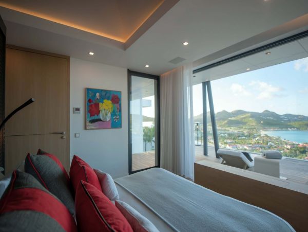St. Barts Home 985596