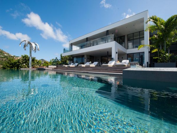 St. Barts Home 985596
