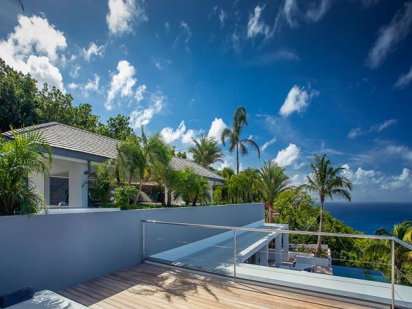 St. Barts Home 985597