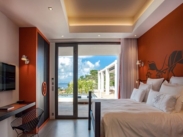 St. Barts Home 985597