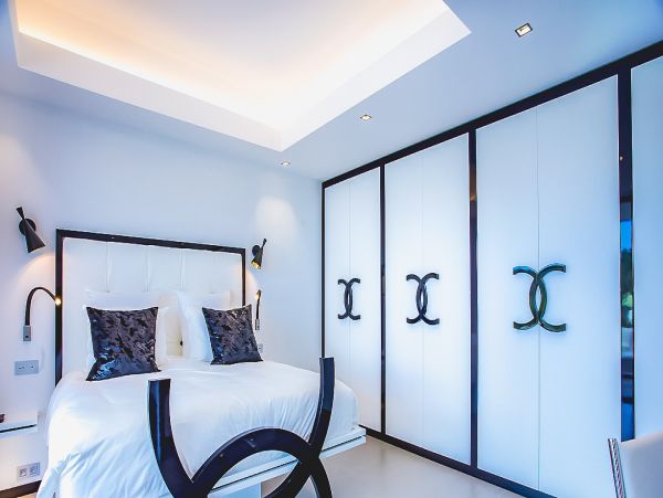 St. Barts Home 985597