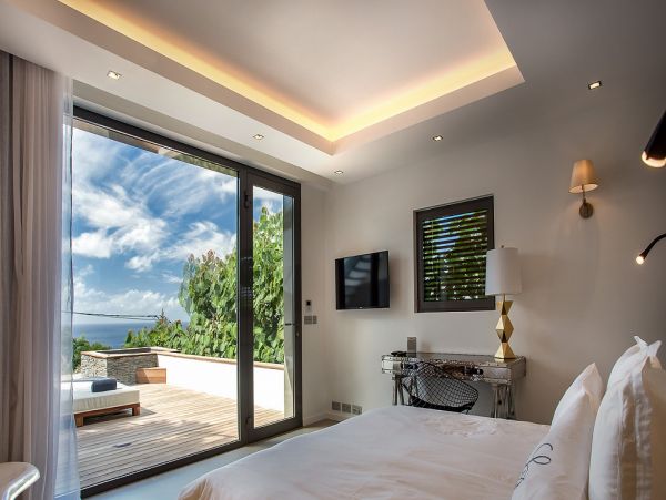 St. Barts Home 985597