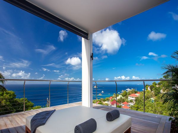 St. Barts Home 985597