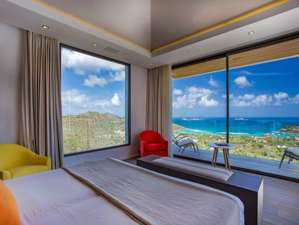 St. Barts Home 985598