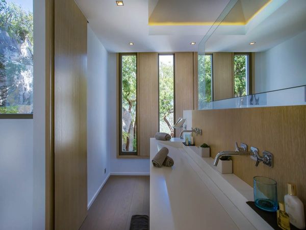 St. Barts Home 985598