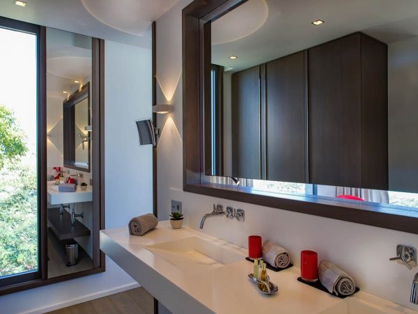 St. Barts Home 985598