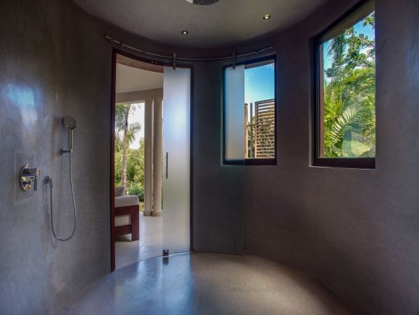St. Barts Home 985599