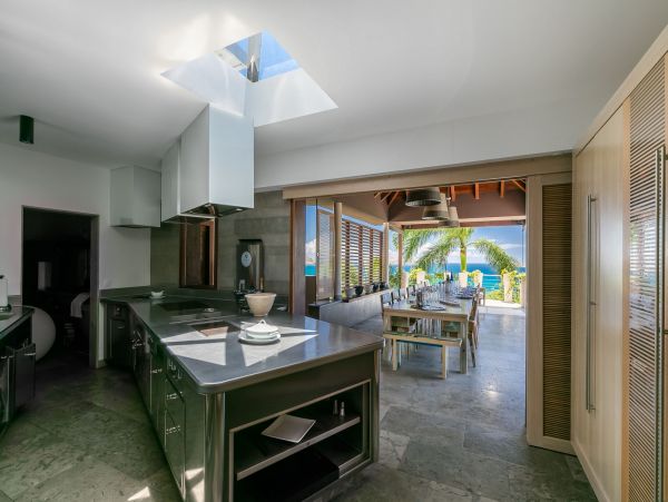 St. Barts Home 985599