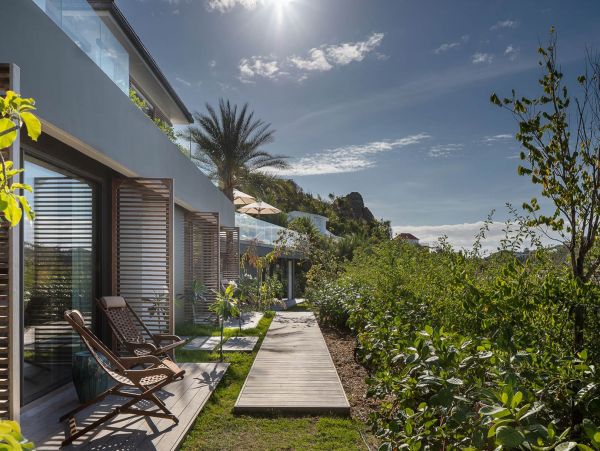 St. Barts Home 985600