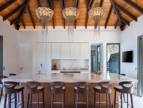 St. Barts Home 985600