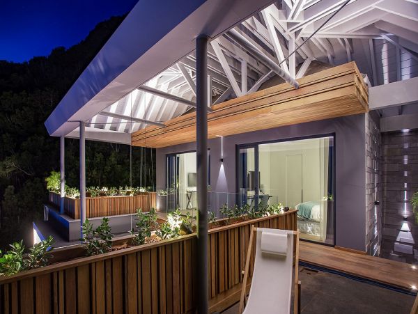 St. Barts Home 985601