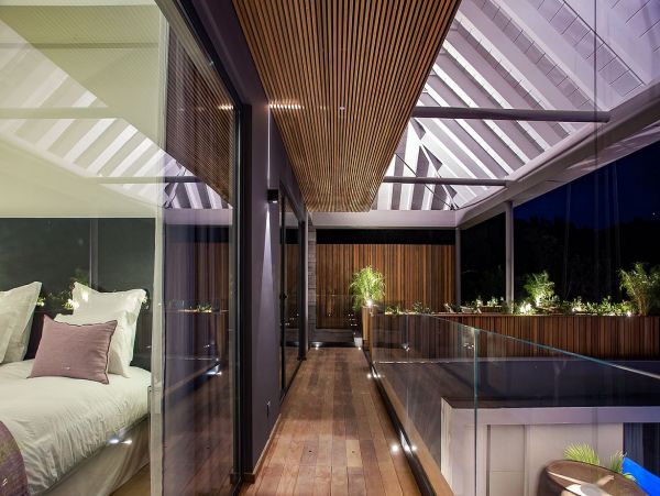St. Barts Home 985601