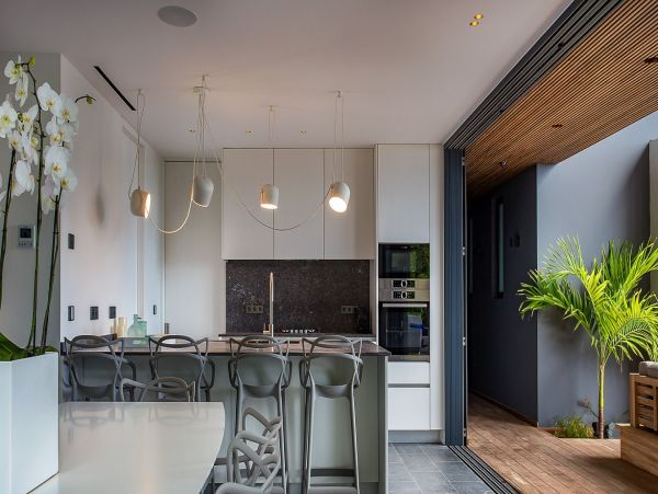St. Barts Home 985601