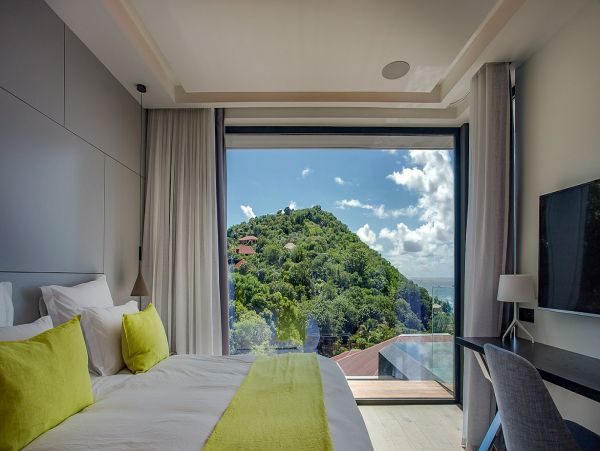 St. Barts Home 985601