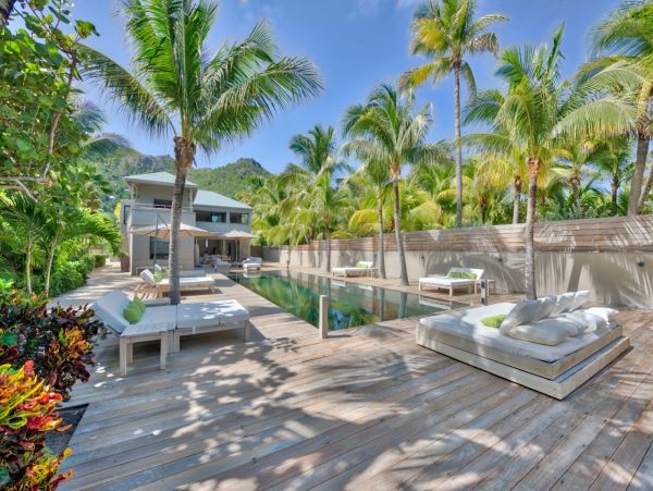 St. Barts Home 985602