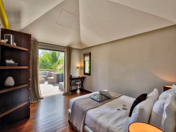 St. Barts Home 985602