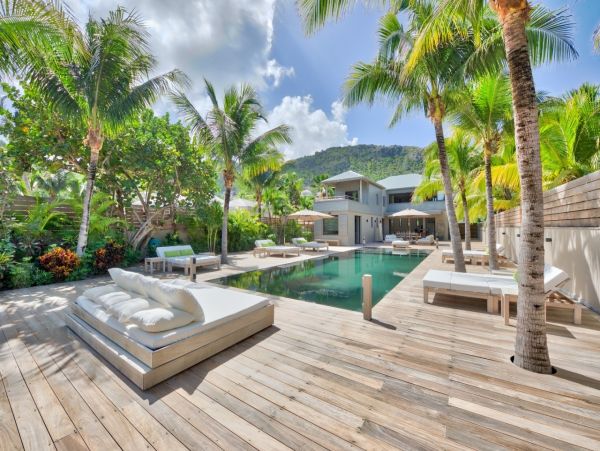 St. Barts Home 985602