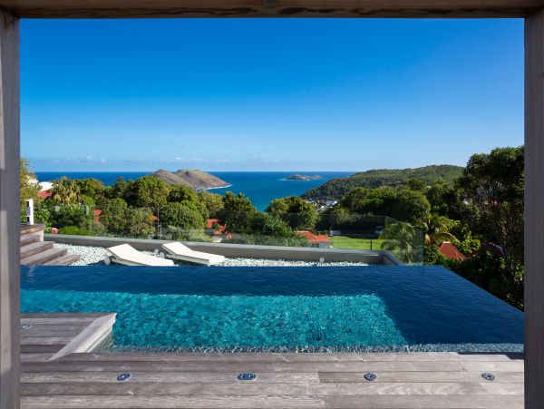 St. Barts Home 985603