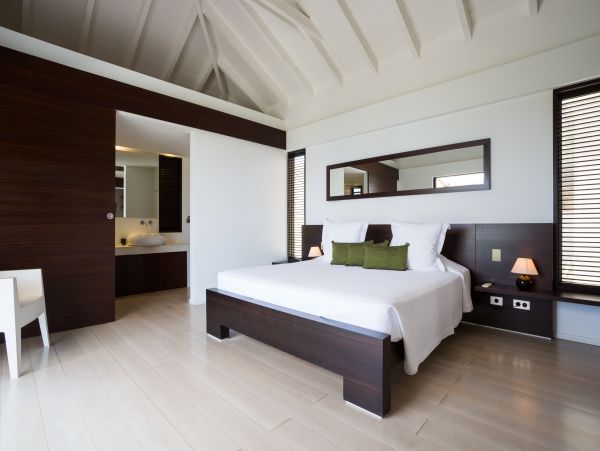 St. Barts Home 985603