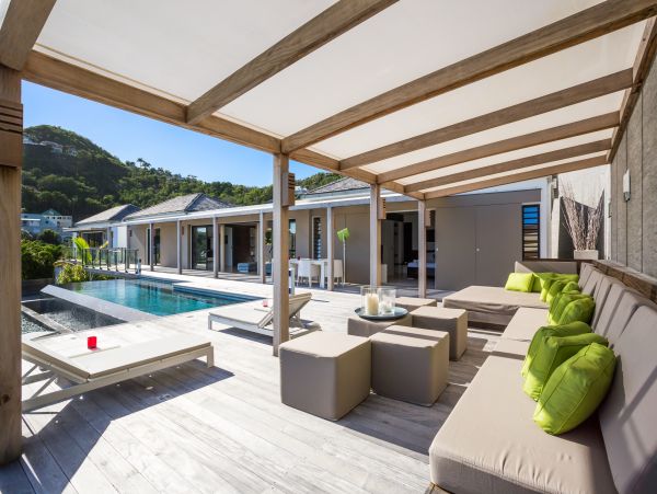 St. Barts Home 985603