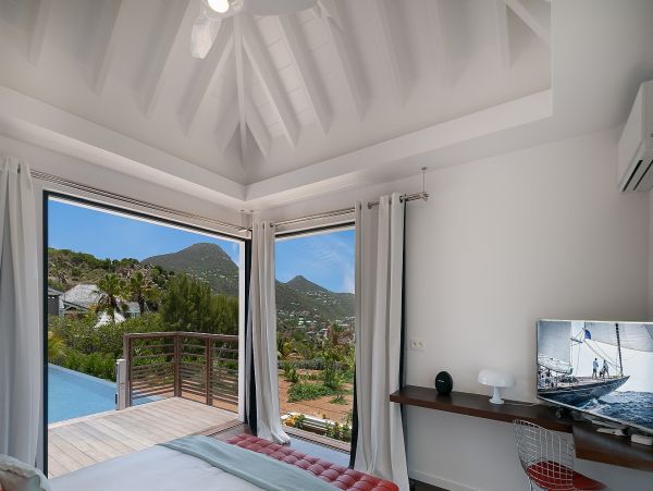 St. Barts Home 985604