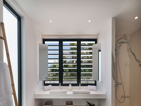 St. Barts Home 985604