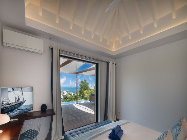 St. Barts Home 985604