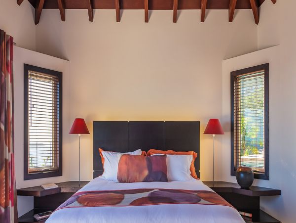 St. Barts Home 985605