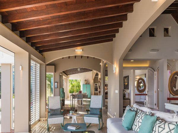 St. Barts Home 985605