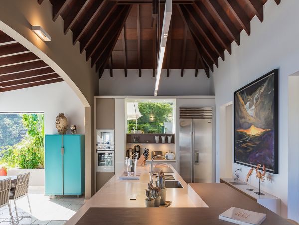 St. Barts Home 985605