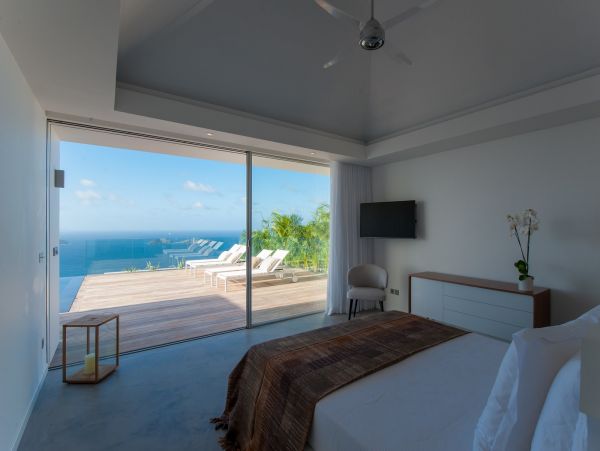 St. Barts Home 985606