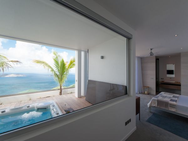 St. Barts Home 985606