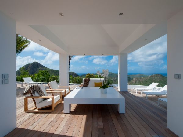 St. Barts Home 985606