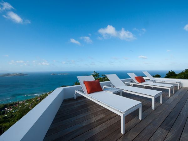 St. Barts Home 985606