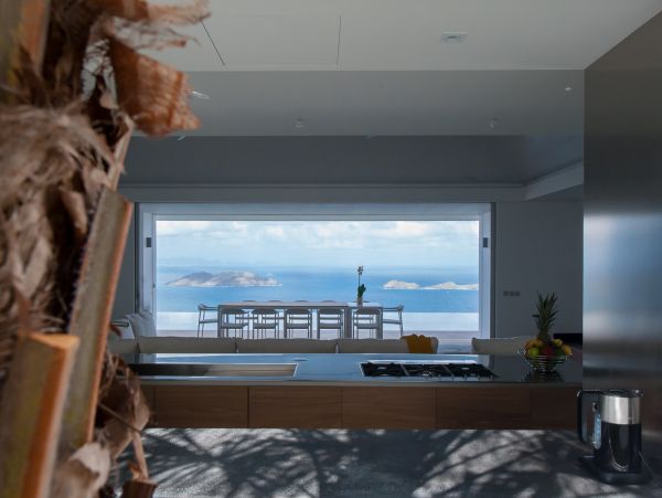 St. Barts Home 985606