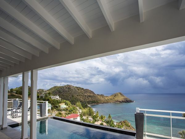 St. Barts Home 985607